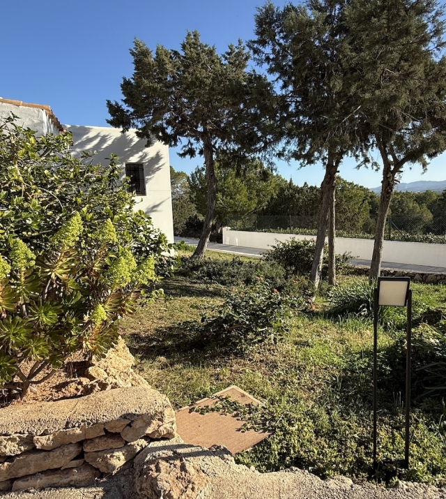 Resa estates ibiza for sale te koop villa huis zwembad san jose garden.jpeg
